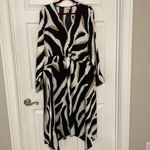 Sophia Vergara Stylish Zebra Print Dress